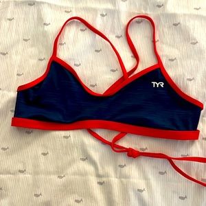 TYR Top